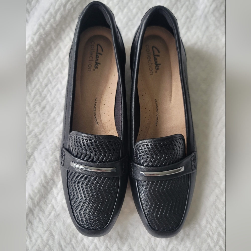 Clarks Women's Black Loafers